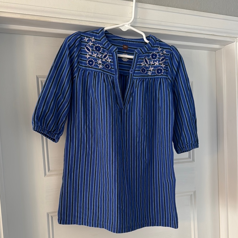 Blue Striped Embroidered Top tea collection size 3T